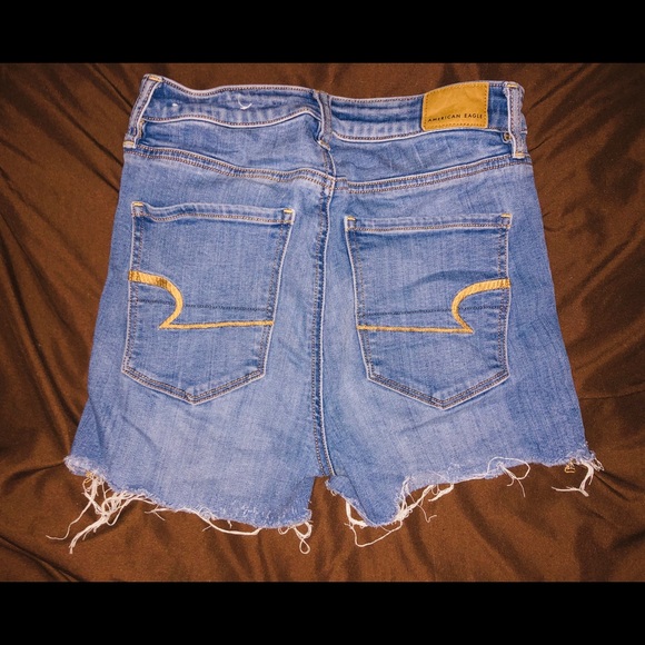 Shorts - Picture 2 of 3